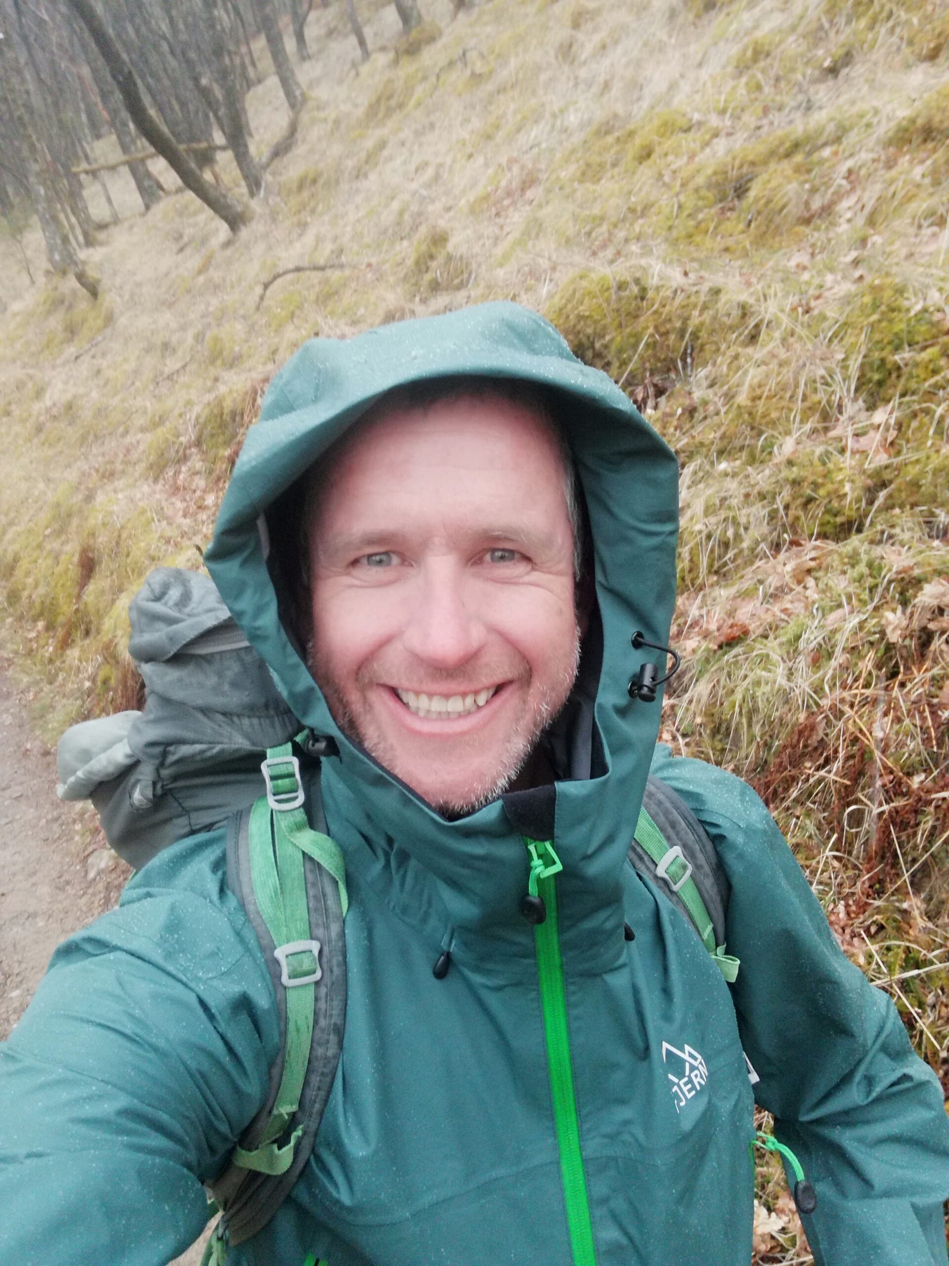 Kit Review Fjern Orkan Waterproof Jacket - Come Walk With Me